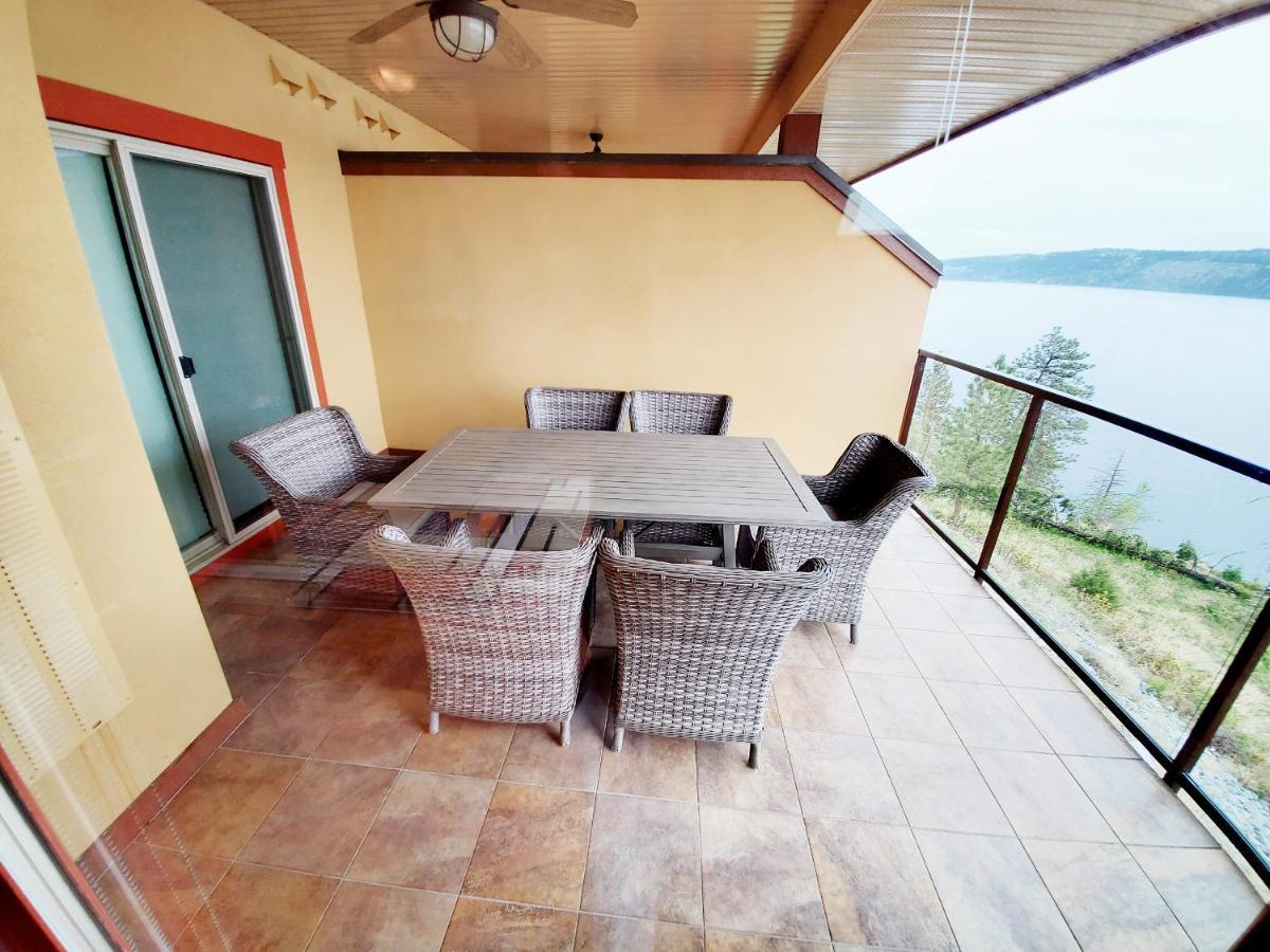 קלונה Cozystay Signature Lake Okanagan Resort מראה חיצוני תמונה