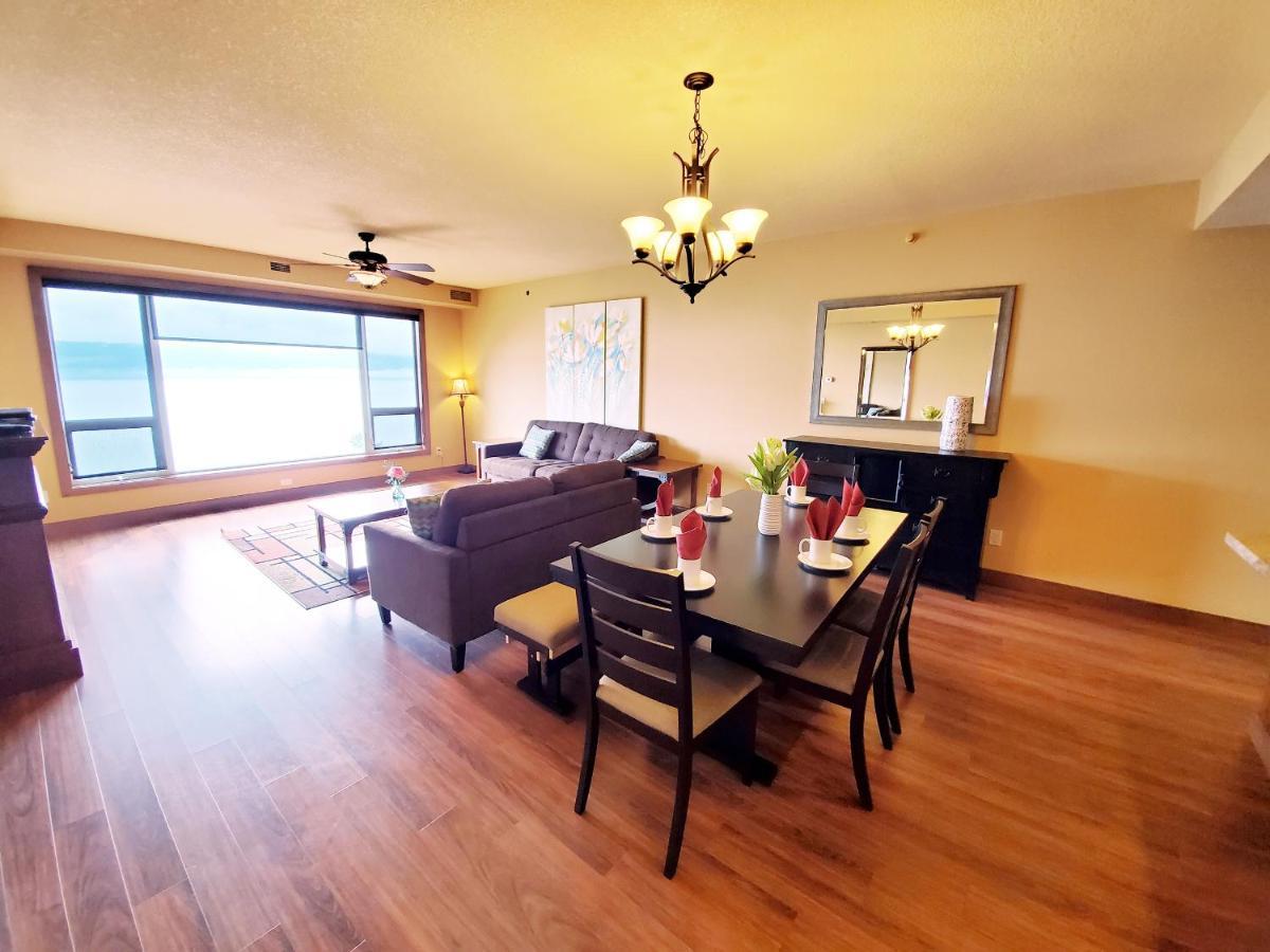 קלונה Cozystay Signature Lake Okanagan Resort מראה חיצוני תמונה