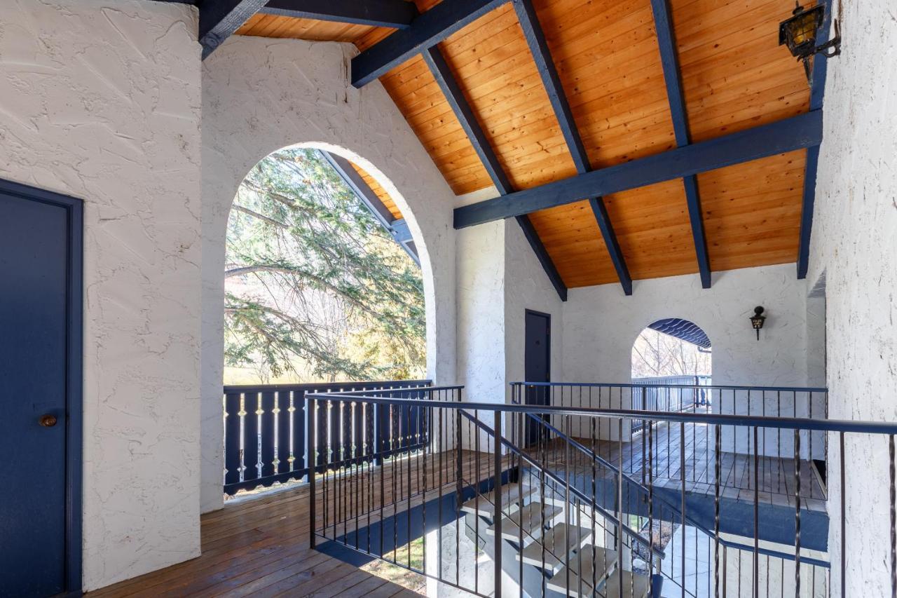 קלונה Cozystay Signature Lake Okanagan Resort מראה חיצוני תמונה